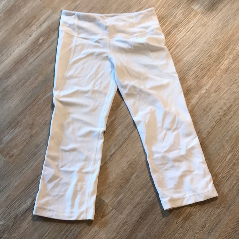 Lululemon white crop yoga pants